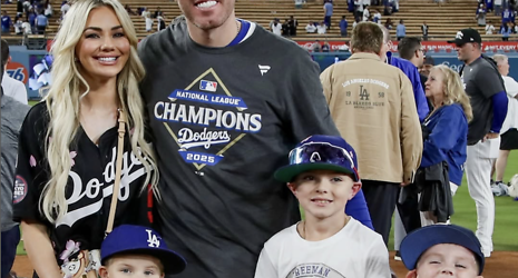 Freddie and Chelsea Freeman Are Sending Fans to the World Series